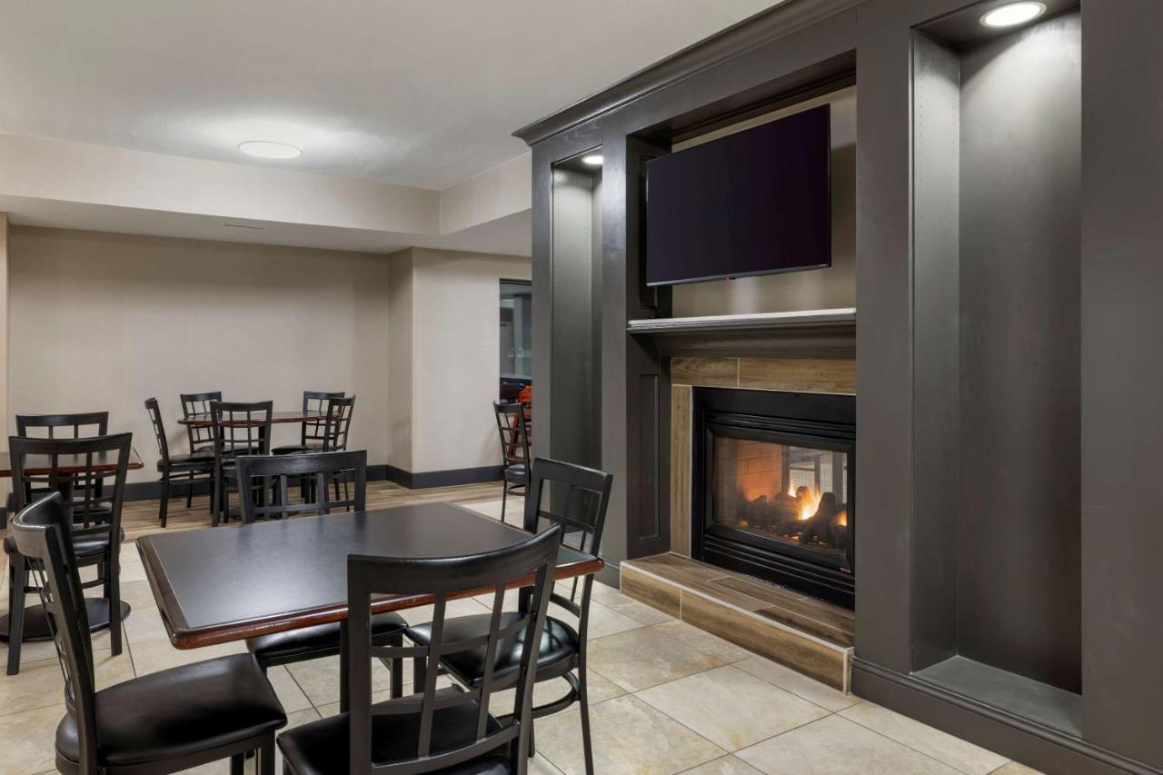Best Western Watertown Inn&Suites Exterior foto